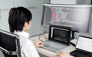 冠县 api php源码,下载的php源码怎么运行呢？